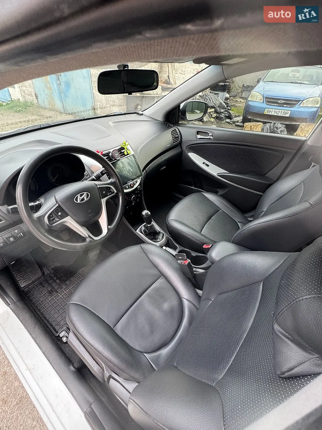 2011 Hyundai Accent - мініатюра 6