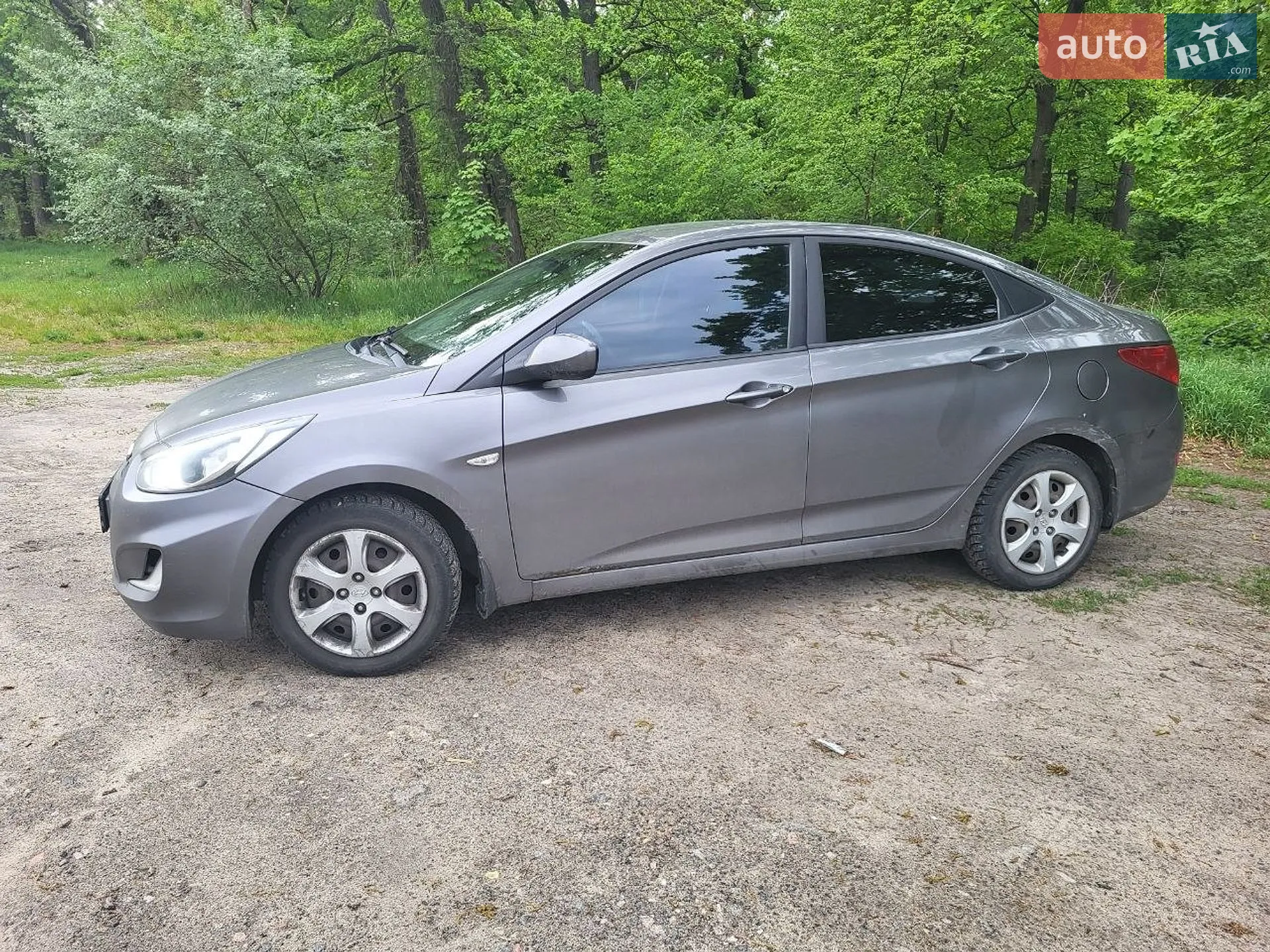 2011 Hyundai Accent - мініатюра 3