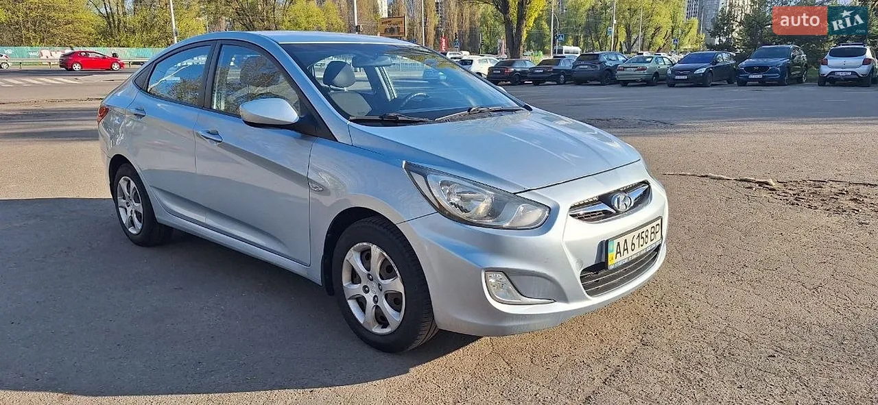 2011 Hyundai Accent - мініатюра 18