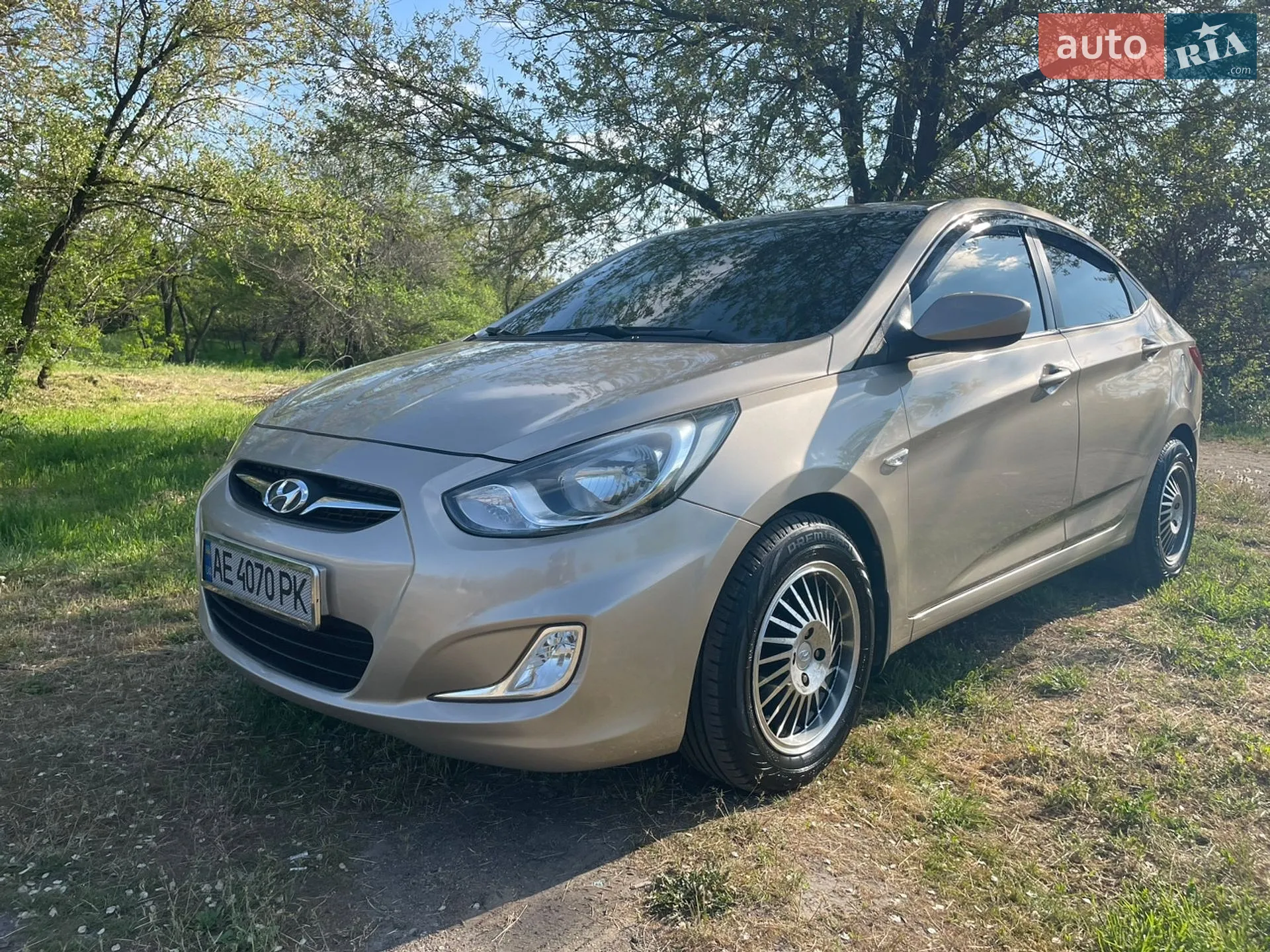 2012 Hyundai Accent - мініатюра 4