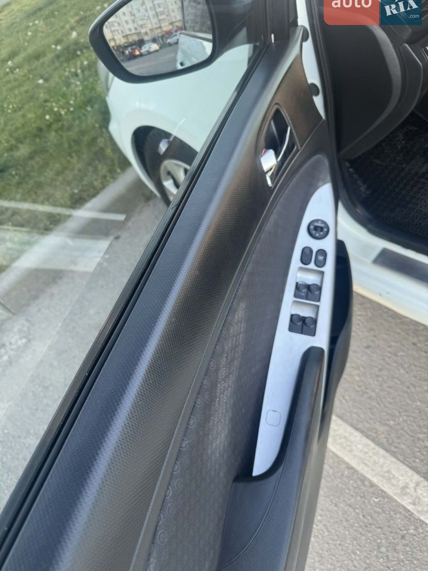 2012 Hyundai Accent - мініатюра 19