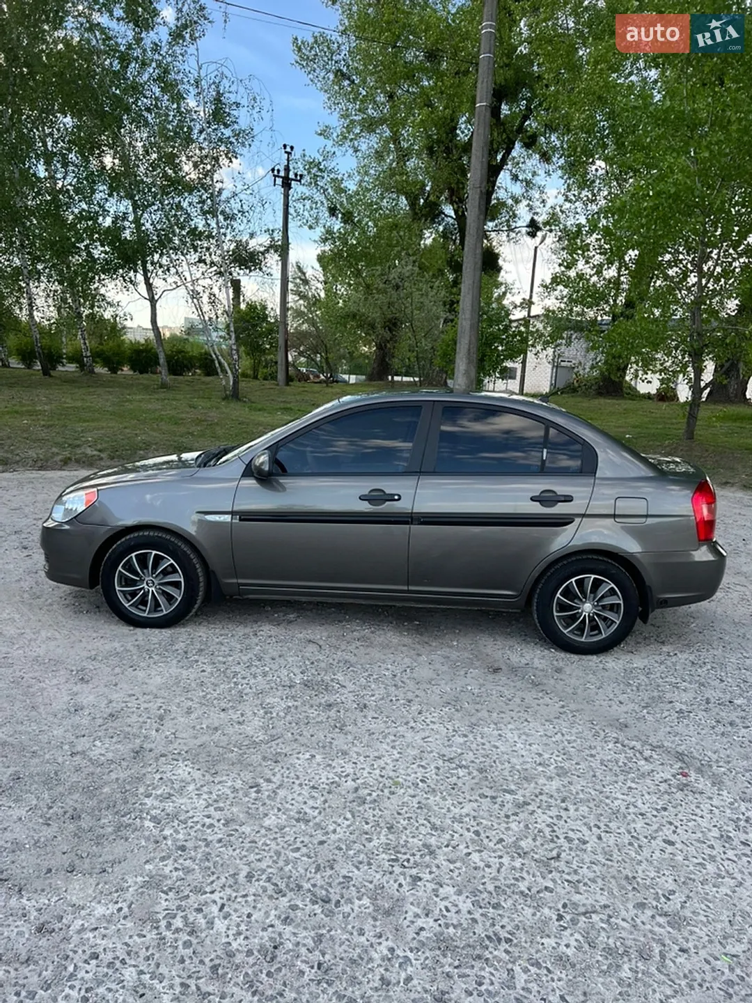 2010 Hyundai Accent - мініатюра 8