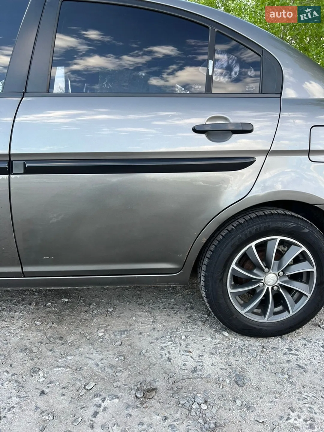 2010 Hyundai Accent - мініатюра 10
