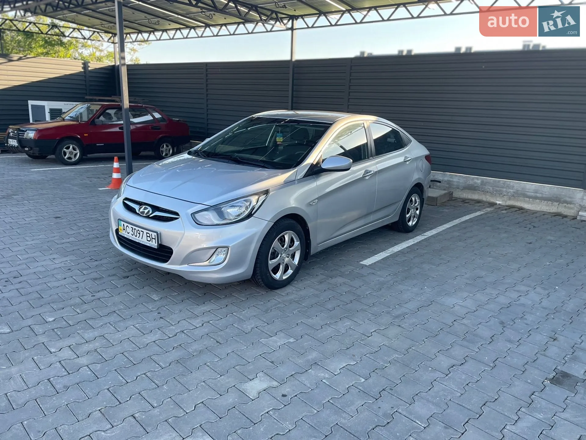 2013 Hyundai Accent - мініатюра 7