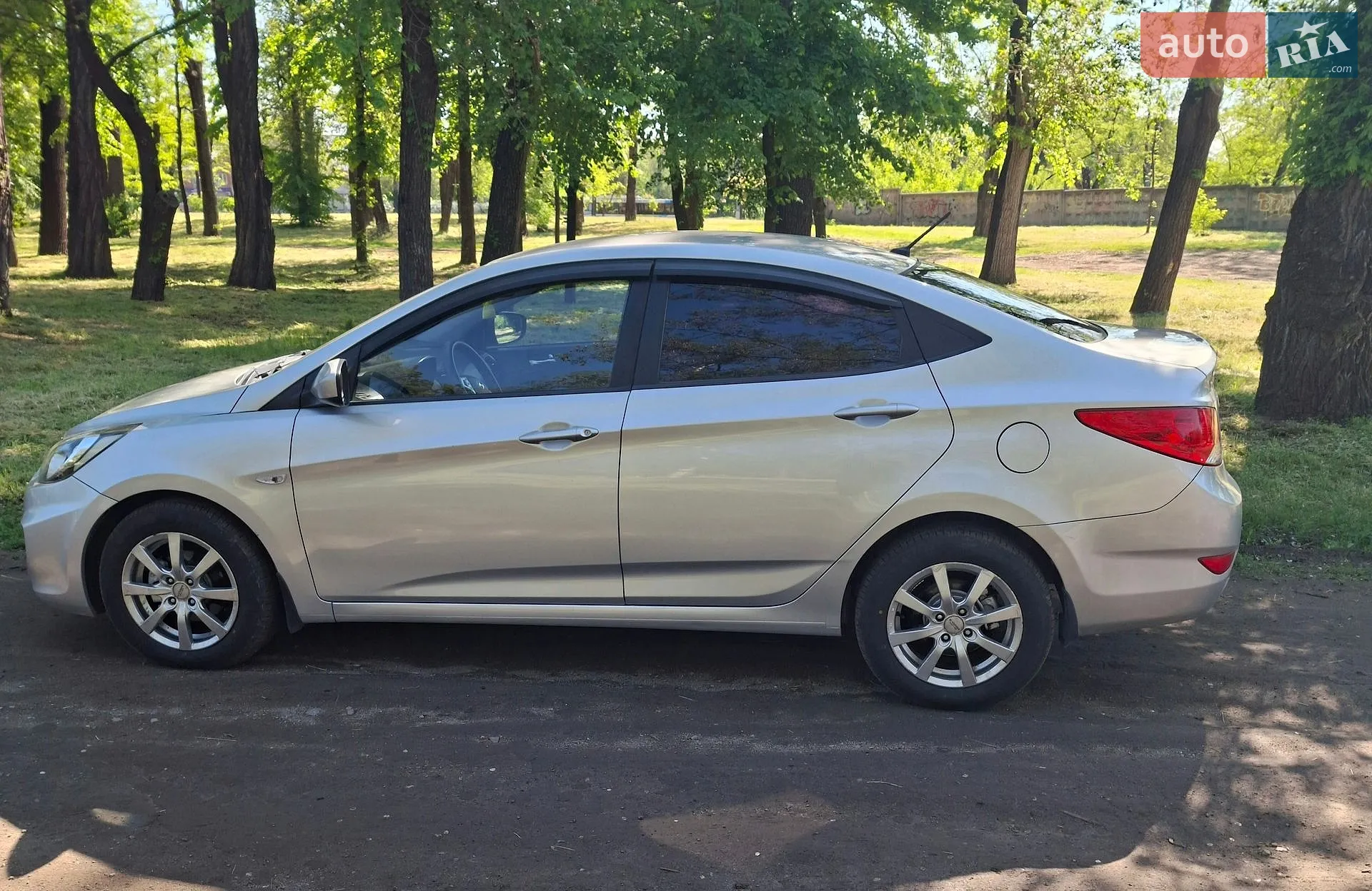 2011 Hyundai Accent - мініатюра 5
