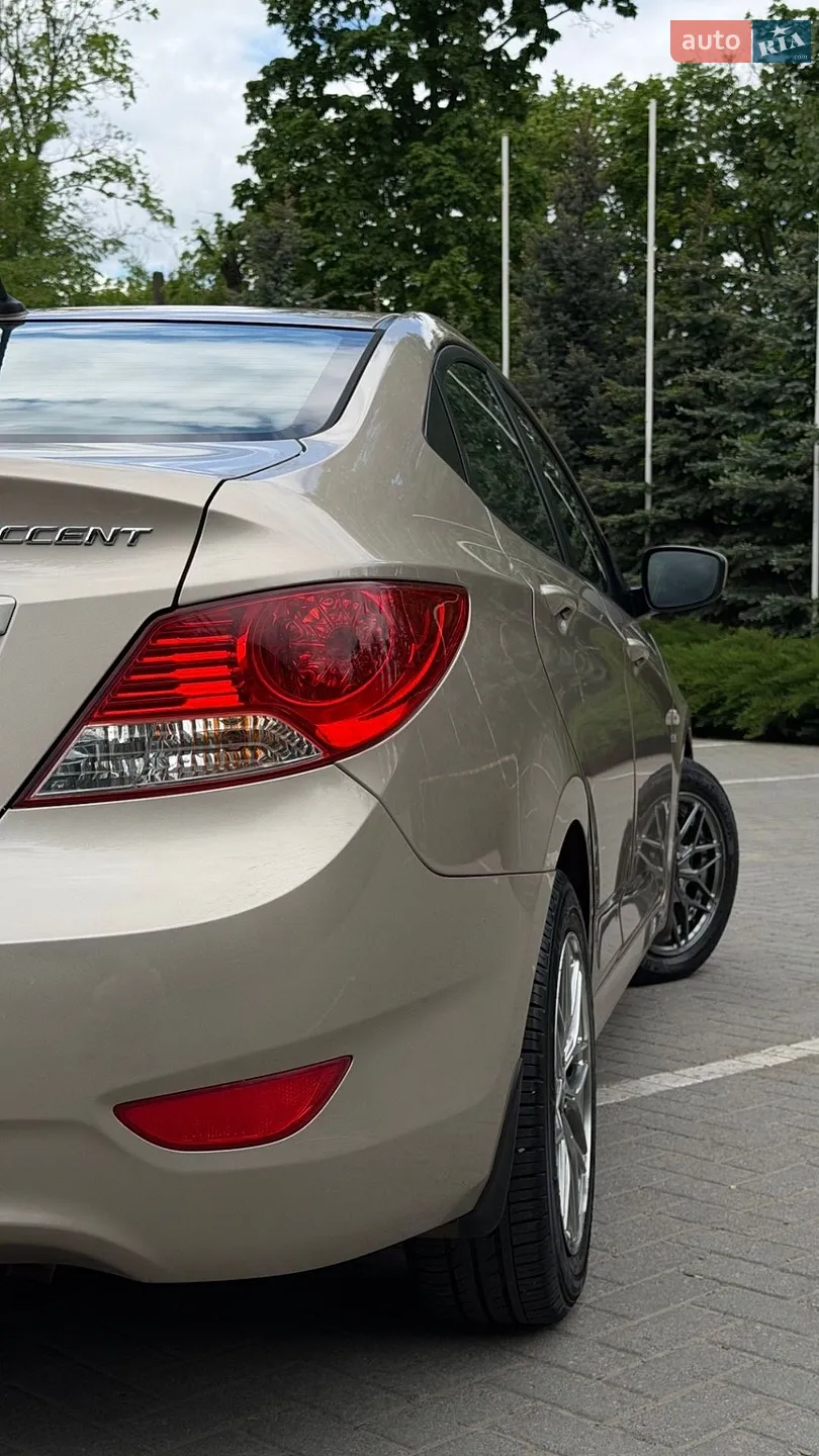 2013 Hyundai Accent - мініатюра 3