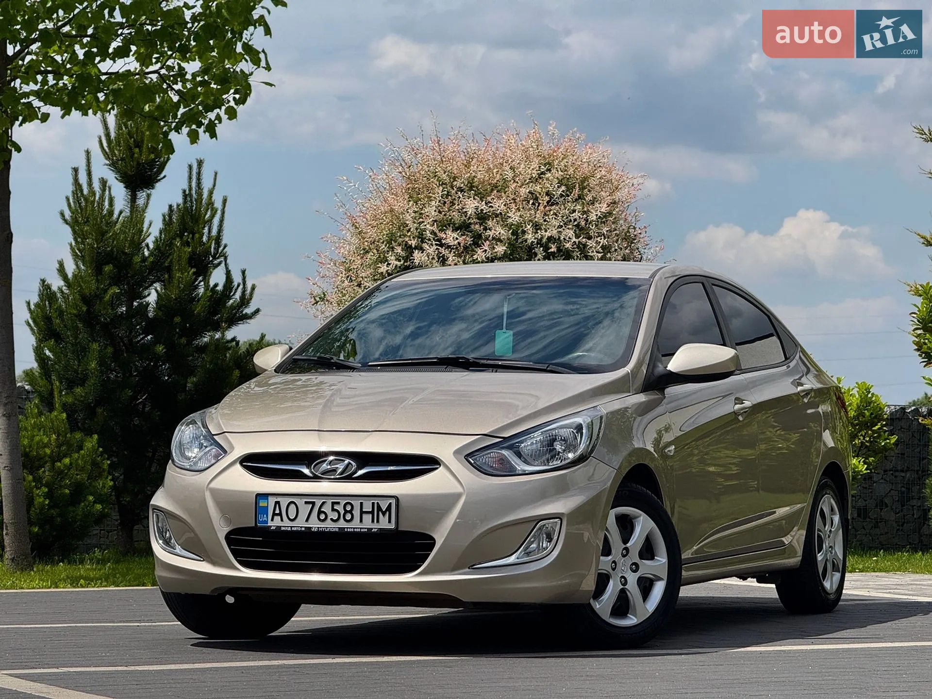 2012 Hyundai Accent - фото 1