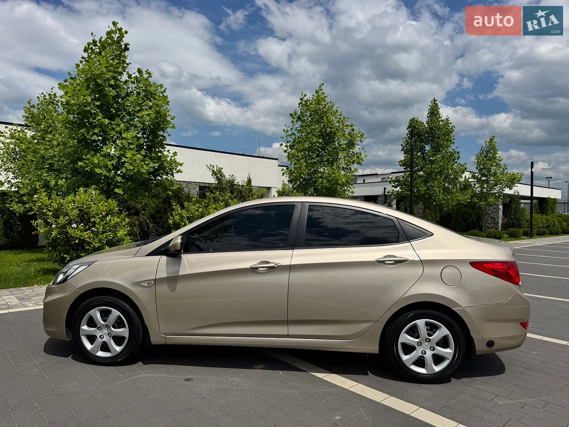 2012 Hyundai Accent - мініатюра 7