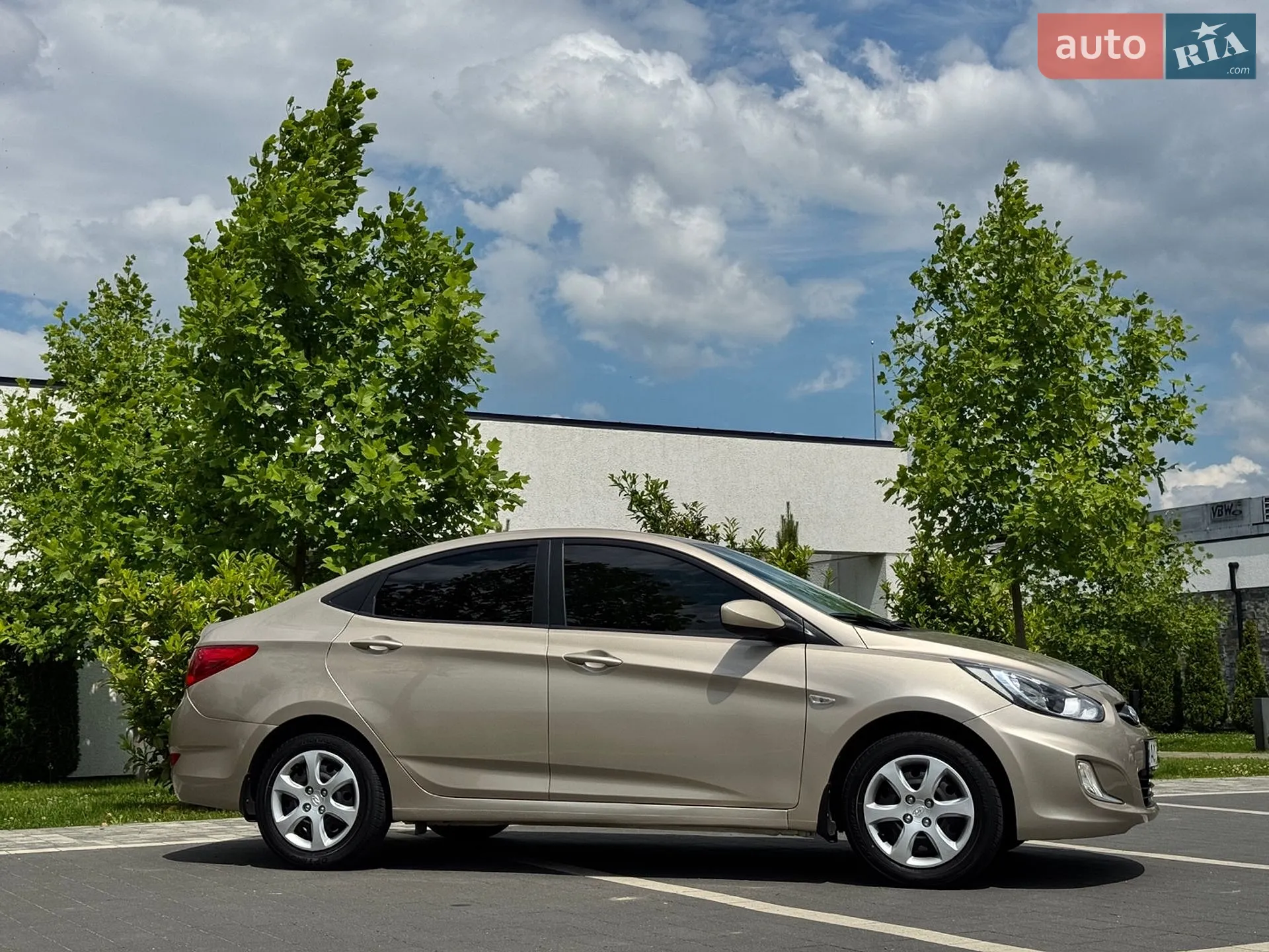 2012 Hyundai Accent - мініатюра 21