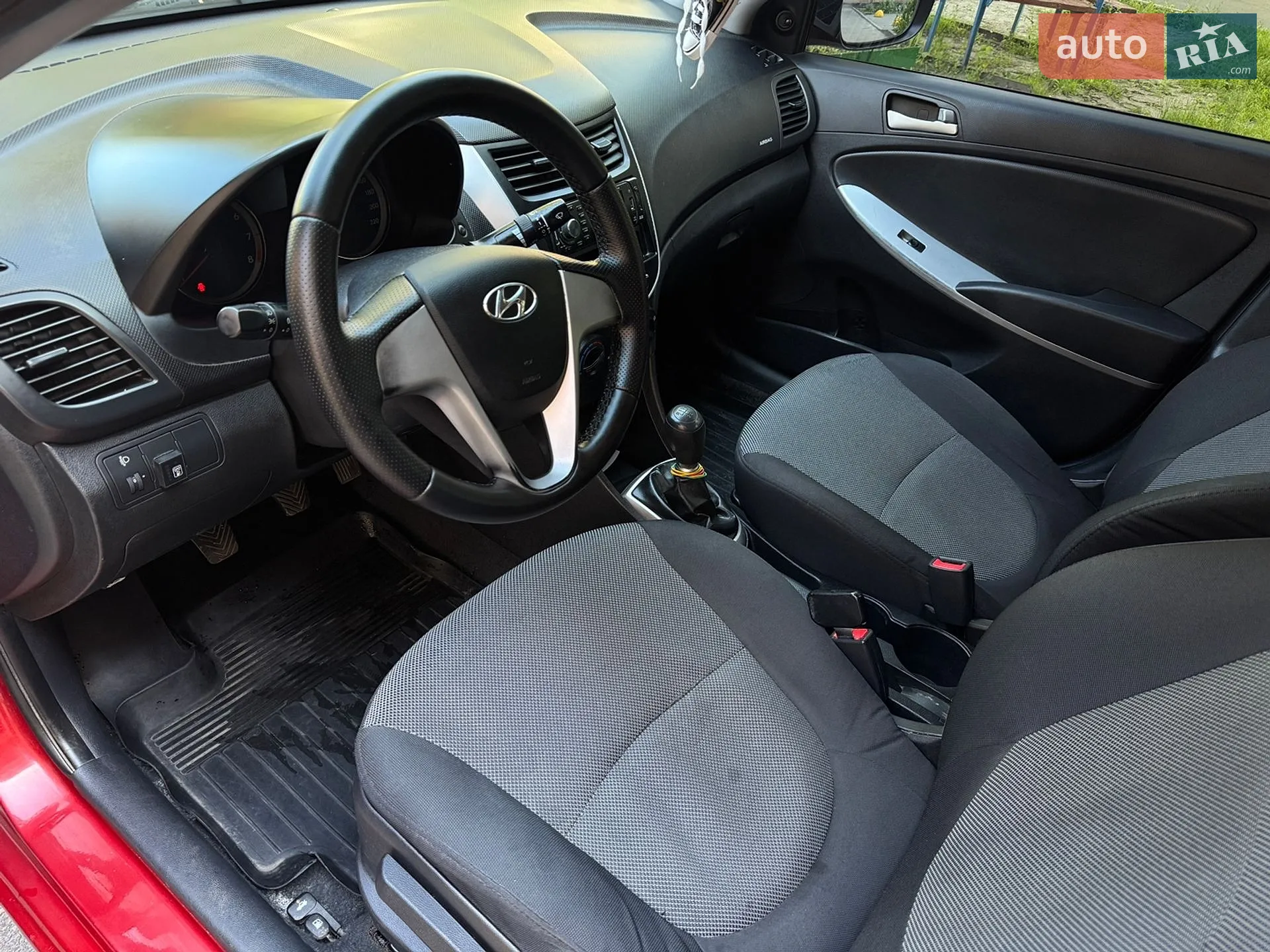 2013 Hyundai Accent - мініатюра 7