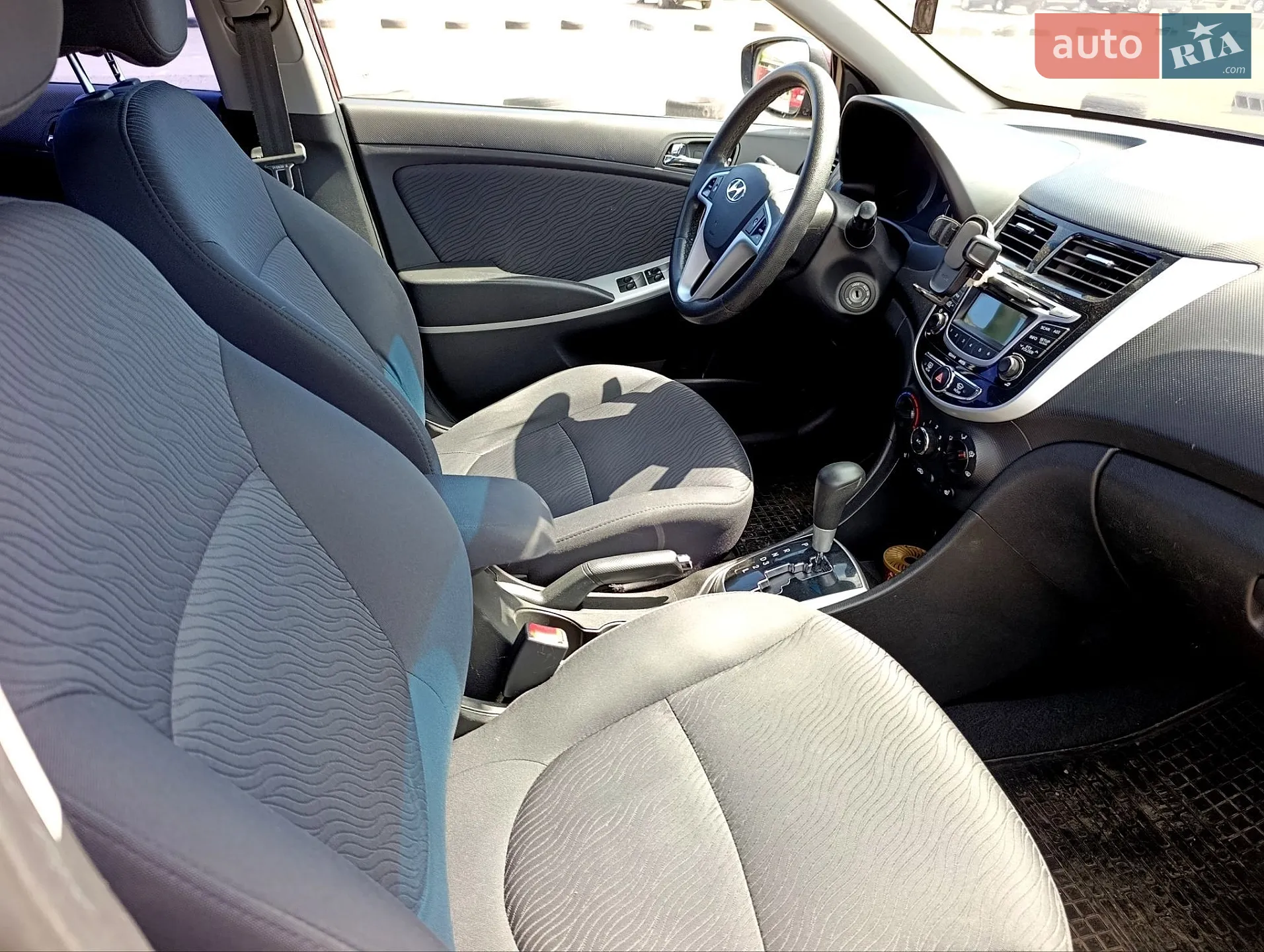 2013 Hyundai Accent - мініатюра 10
