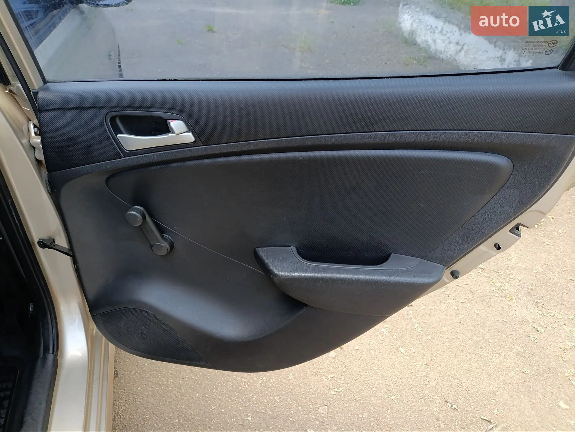2011 Hyundai Accent - мініатюра 15