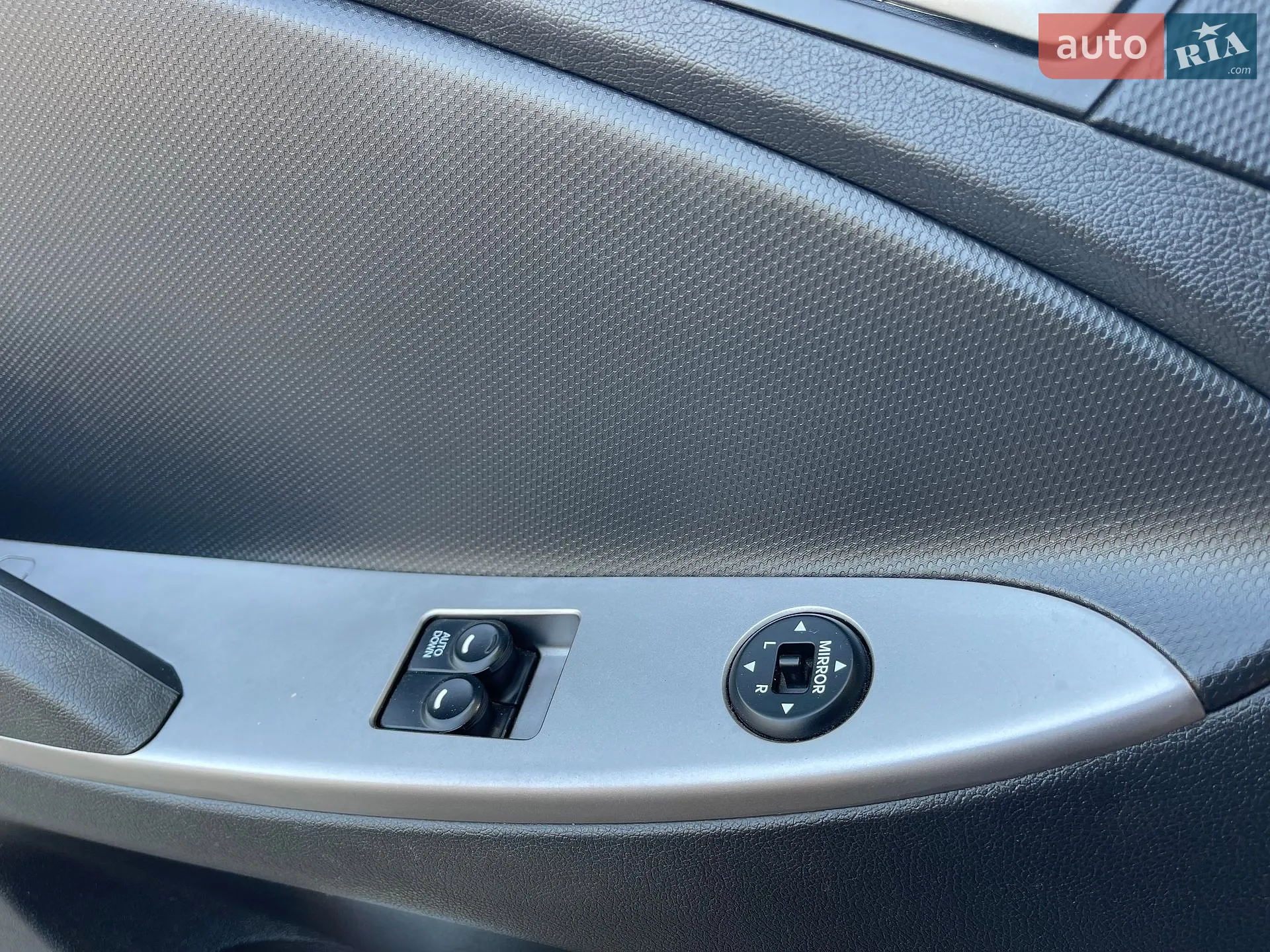 2016 Hyundai Accent - мініатюра 12