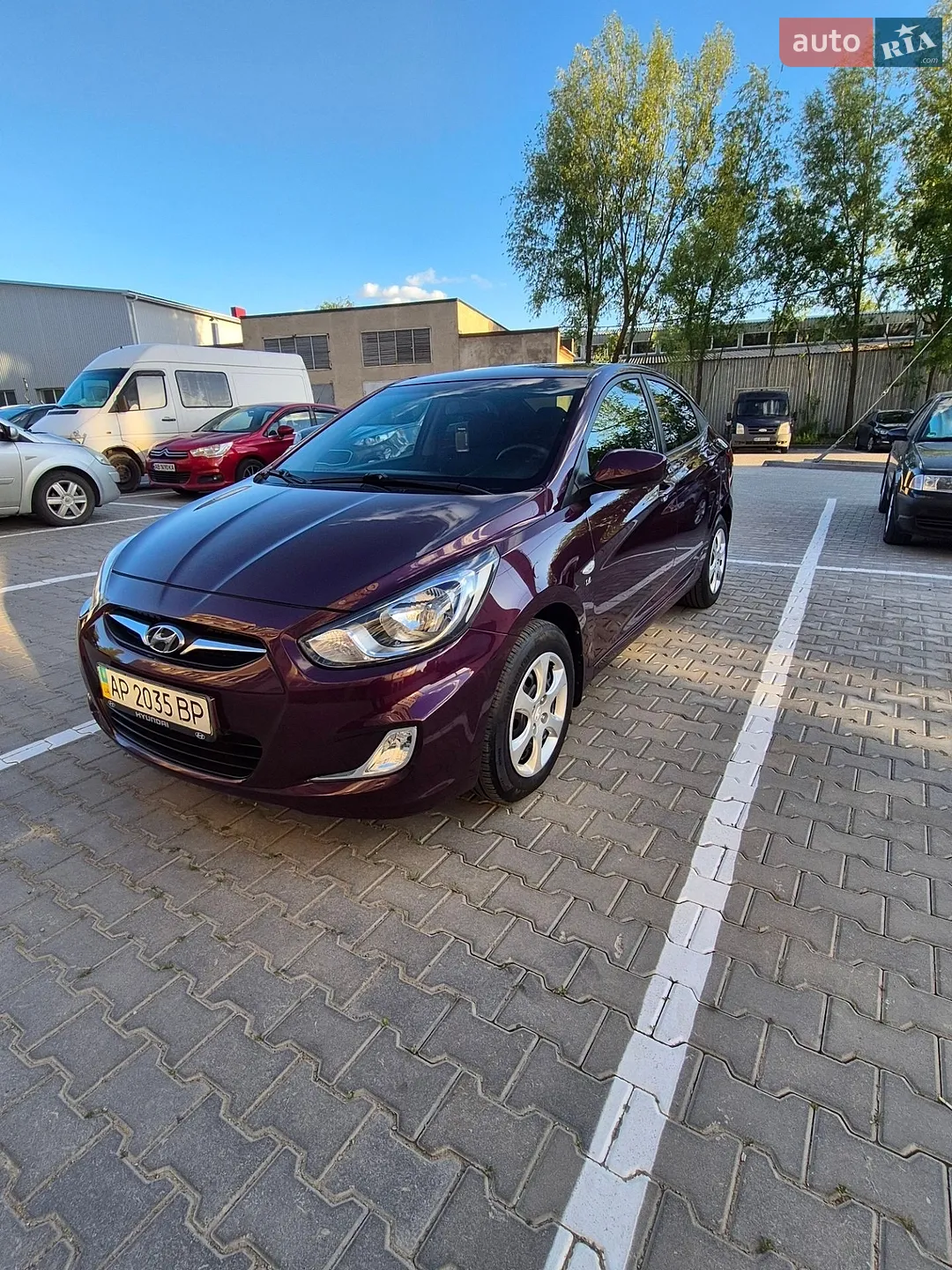 2012 Hyundai Accent - фото 1