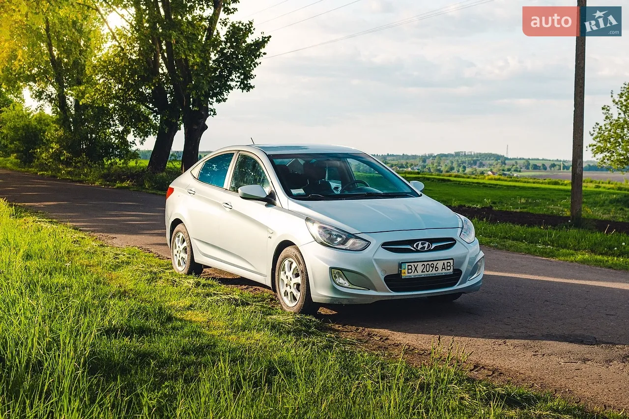 2012 Hyundai Accent - мініатюра 11