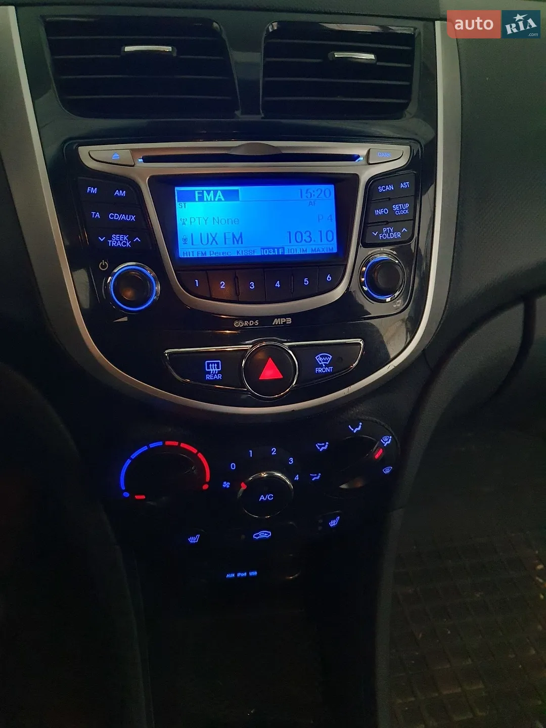 2012 Hyundai Accent - мініатюра 22