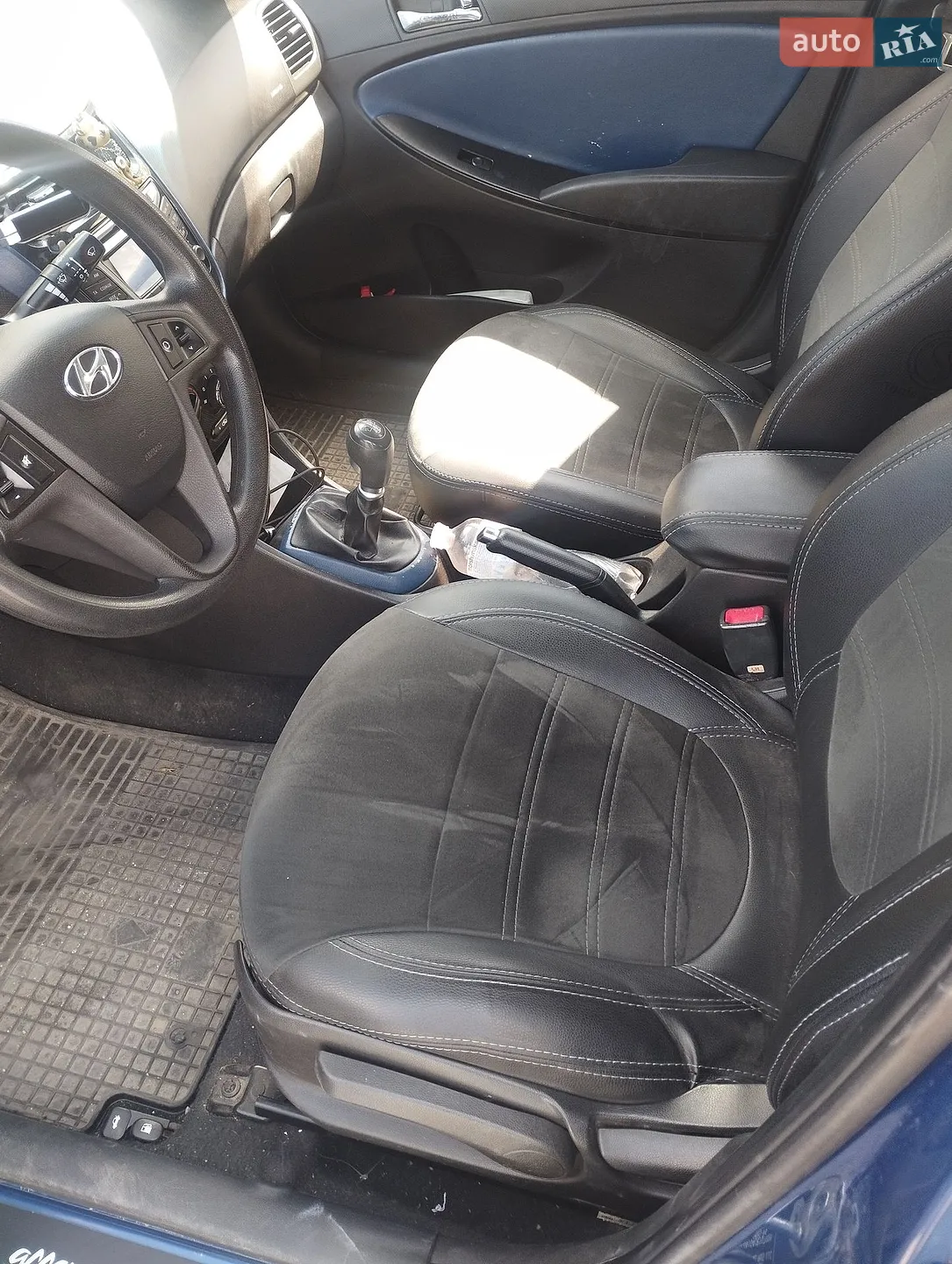 2012 Hyundai Accent - мініатюра 5