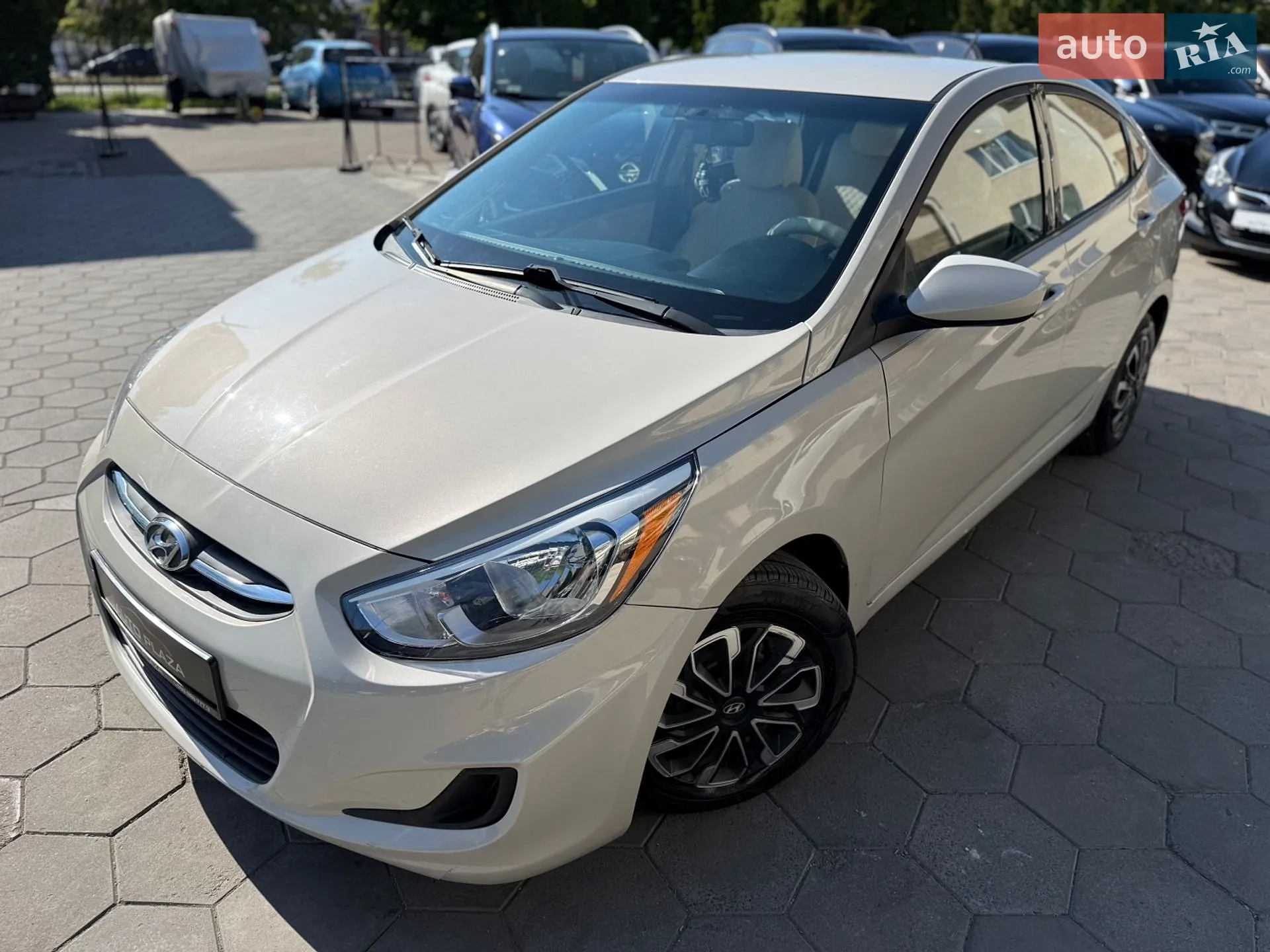 2016 Hyundai Accent - мініатюра 4