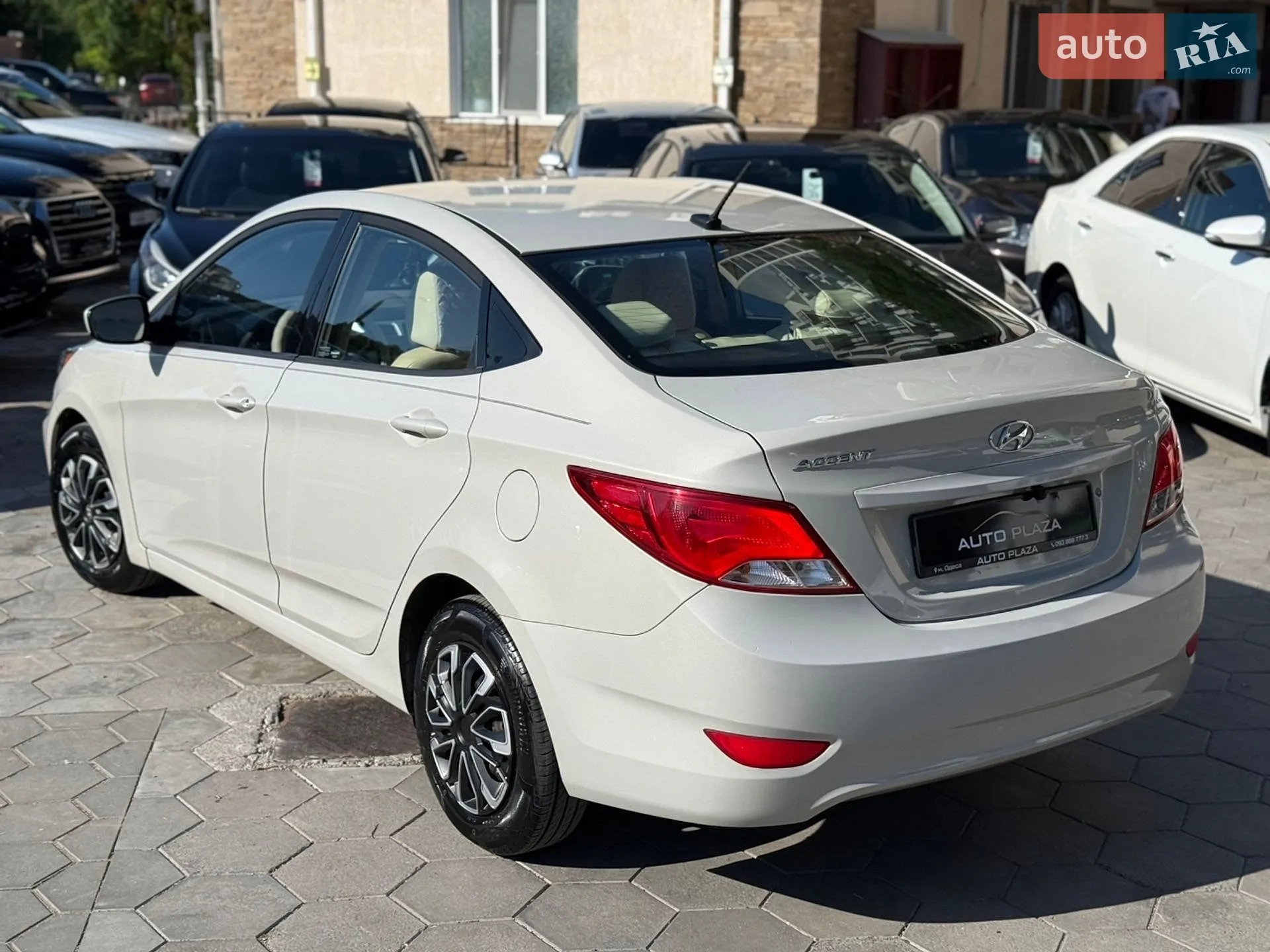 2016 Hyundai Accent - мініатюра 27