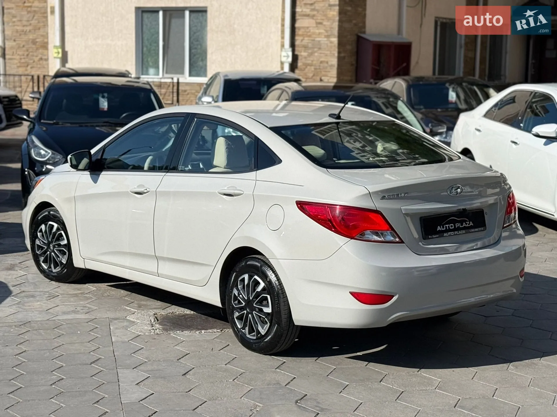 2016 Hyundai Accent - мініатюра 31