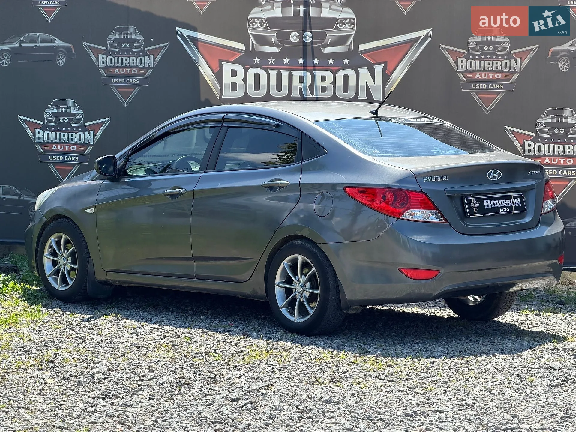 2011 Hyundai Accent - мініатюра 11