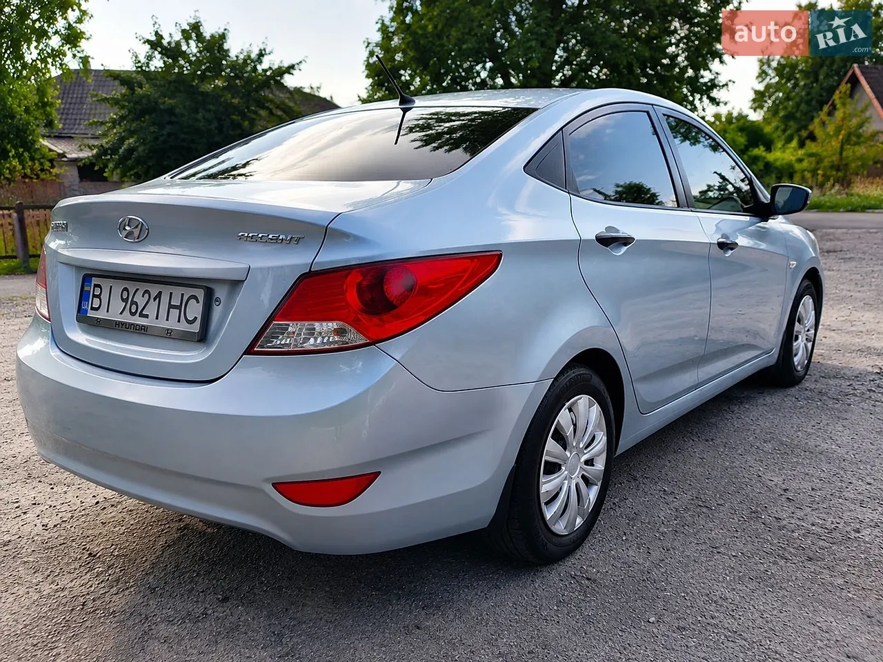 2011 Hyundai Accent - мініатюра 21