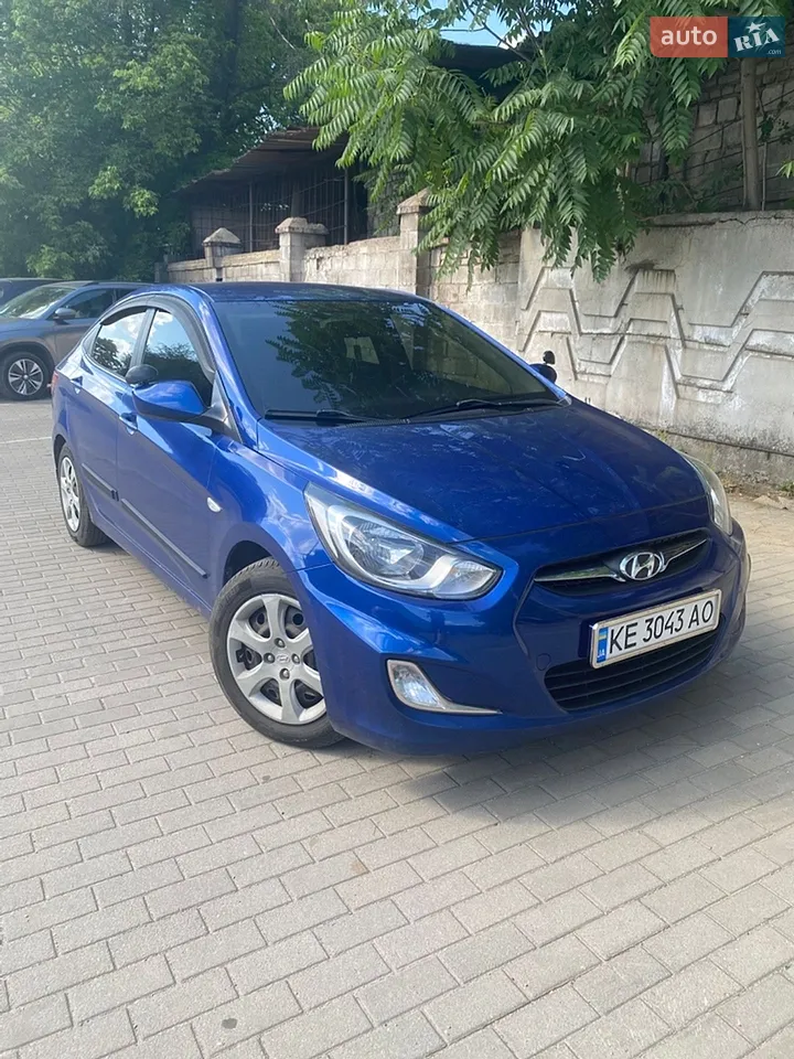 2011 Hyundai Accent - мініатюра 23