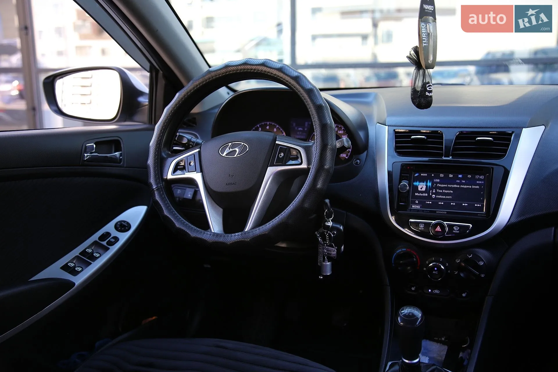 2012 Hyundai Accent - мініатюра 11