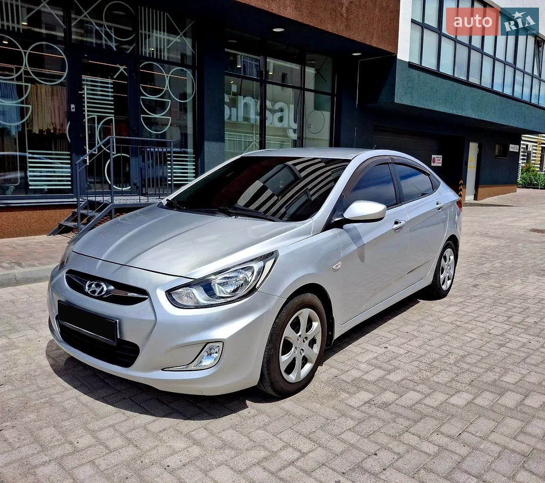 2011 Hyundai Accent - мініатюра 15
