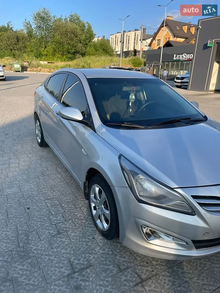 2011 Hyundai Accent - мініатюра 19