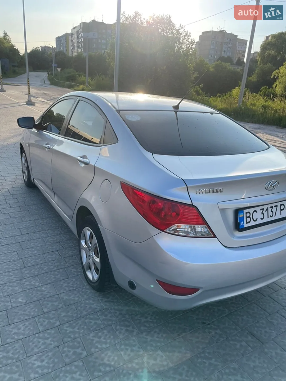 2012 Hyundai Accent - мініатюра 3