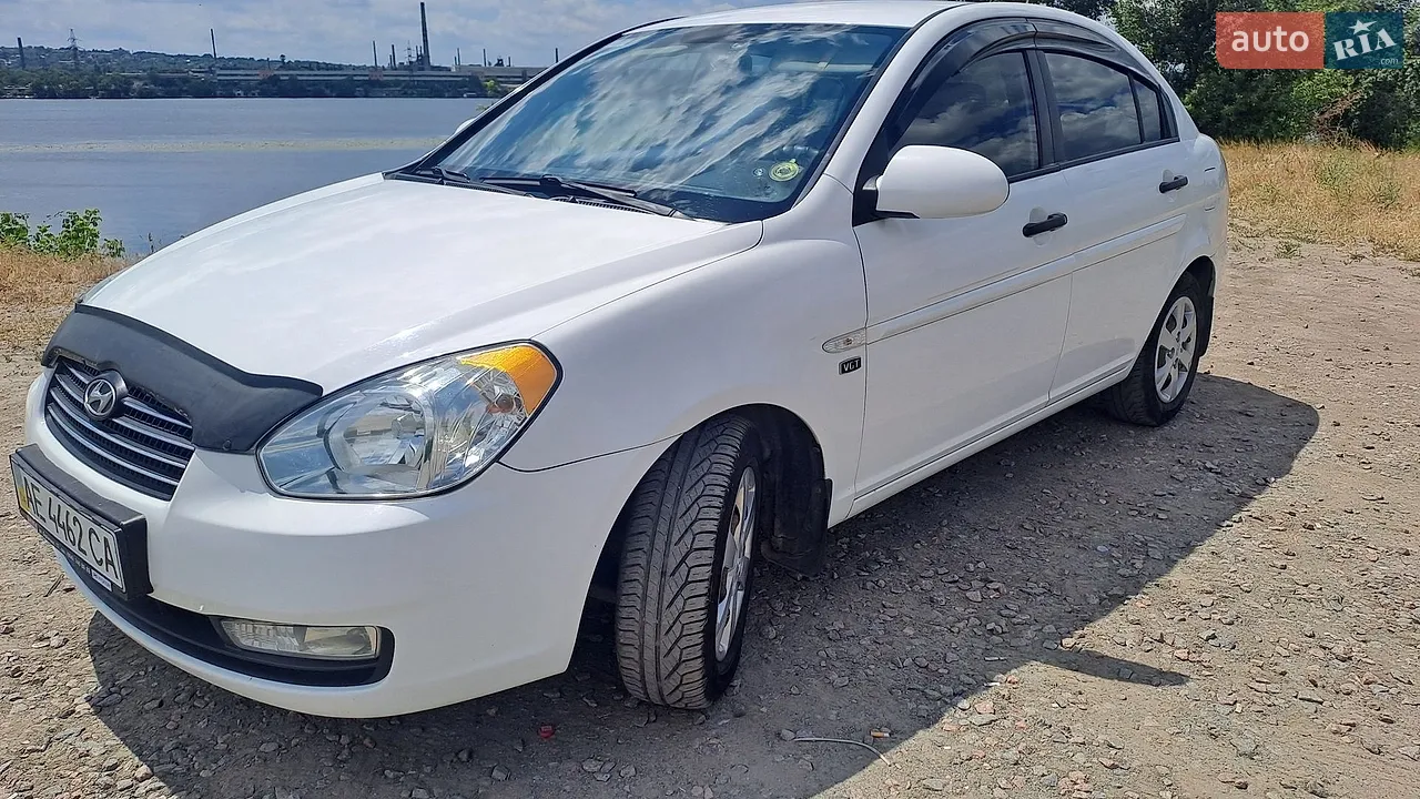 2011 Hyundai Accent - мініатюра 28