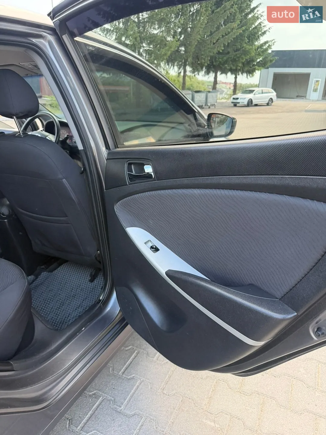 2011 Hyundai Accent - мініатюра 22