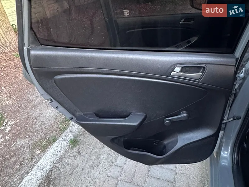 Hyundai Accent 2019 VIN KMHCT41BAKU462095 фото оголошення 8 з 45