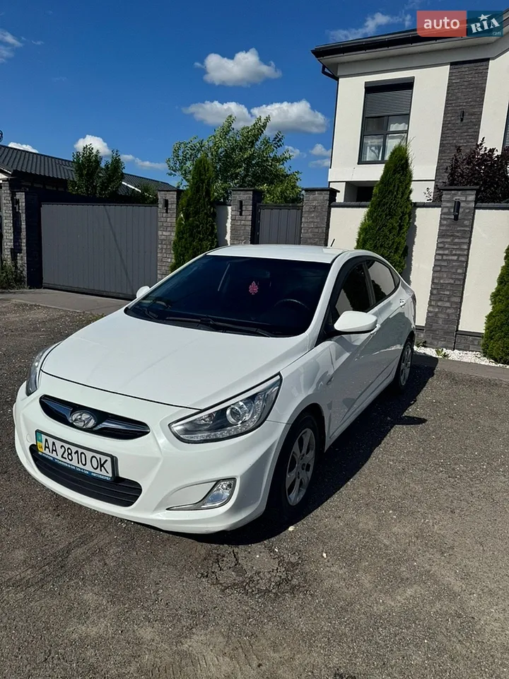 2012 Hyundai Accent - мініатюра 10