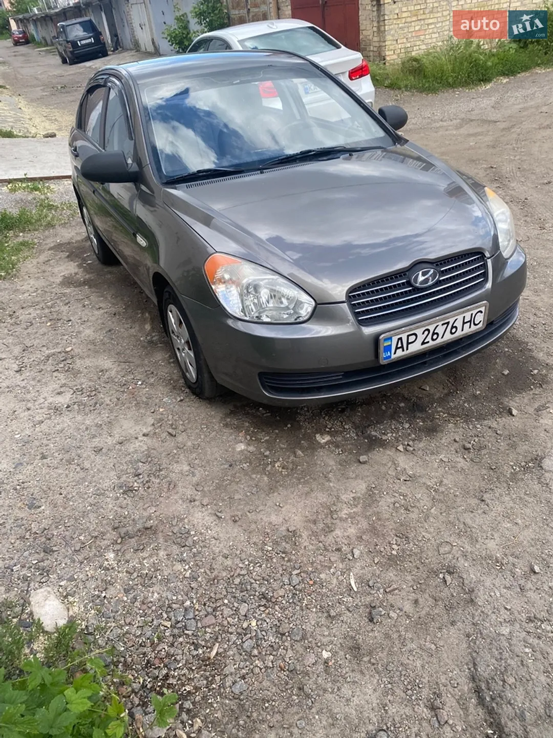 2010 Hyundai Accent - мініатюра 3