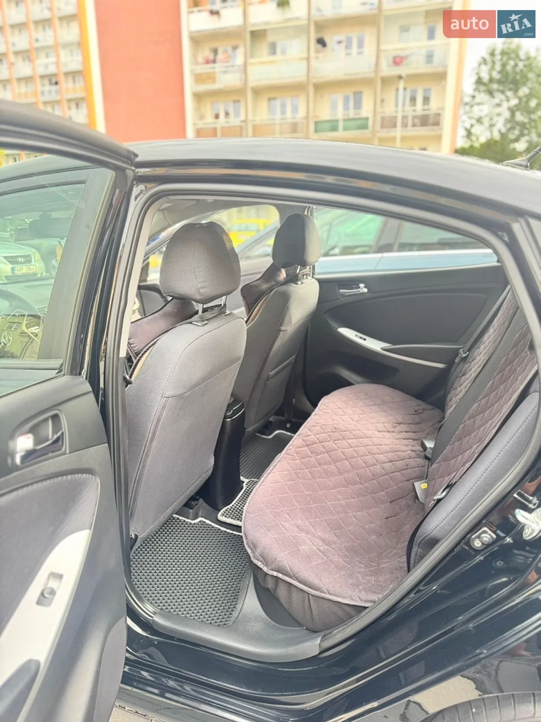 2013 Hyundai Accent - мініатюра 13