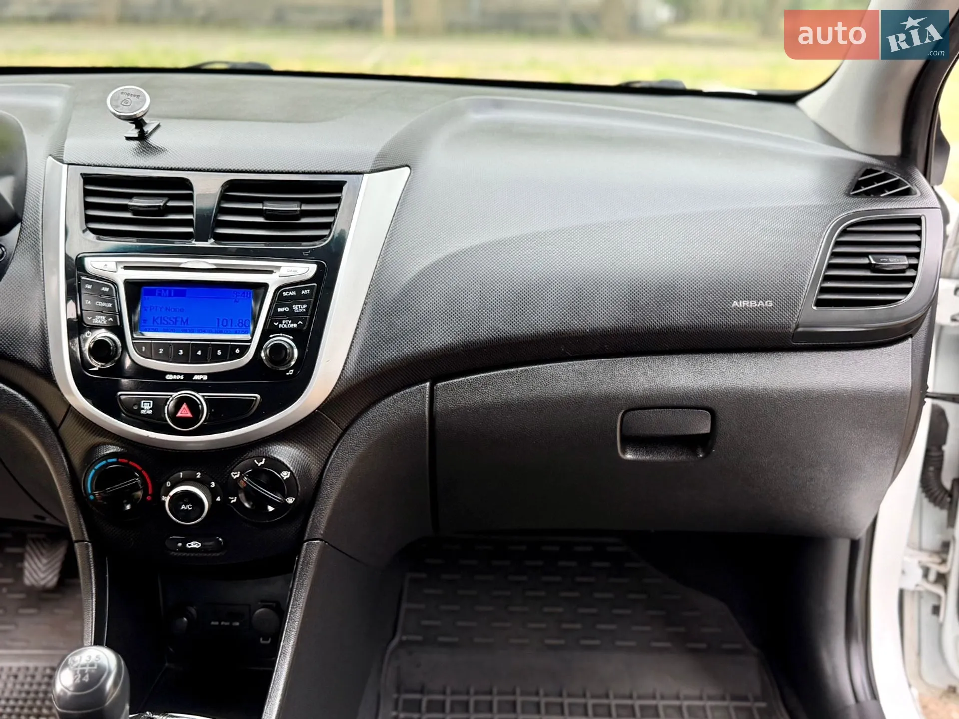 2011 Hyundai Accent - мініатюра 47