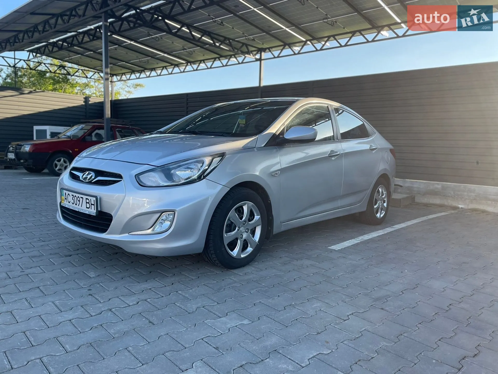 2013 Hyundai Accent - мініатюра 5