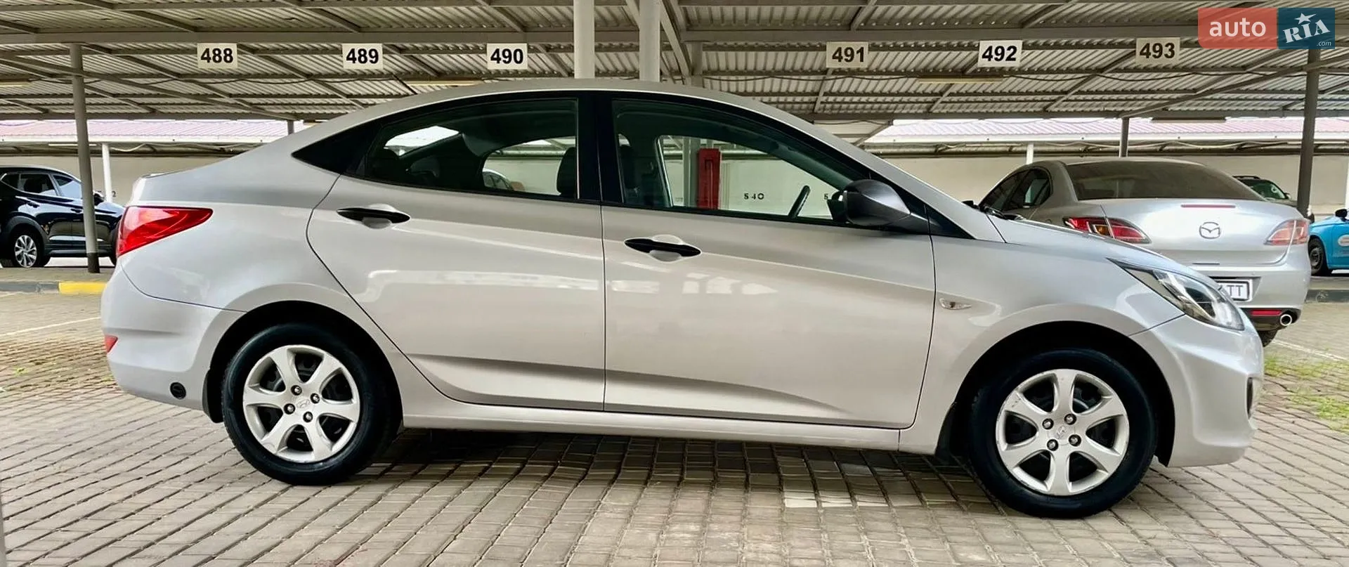 2012 Hyundai Accent - мініатюра 7
