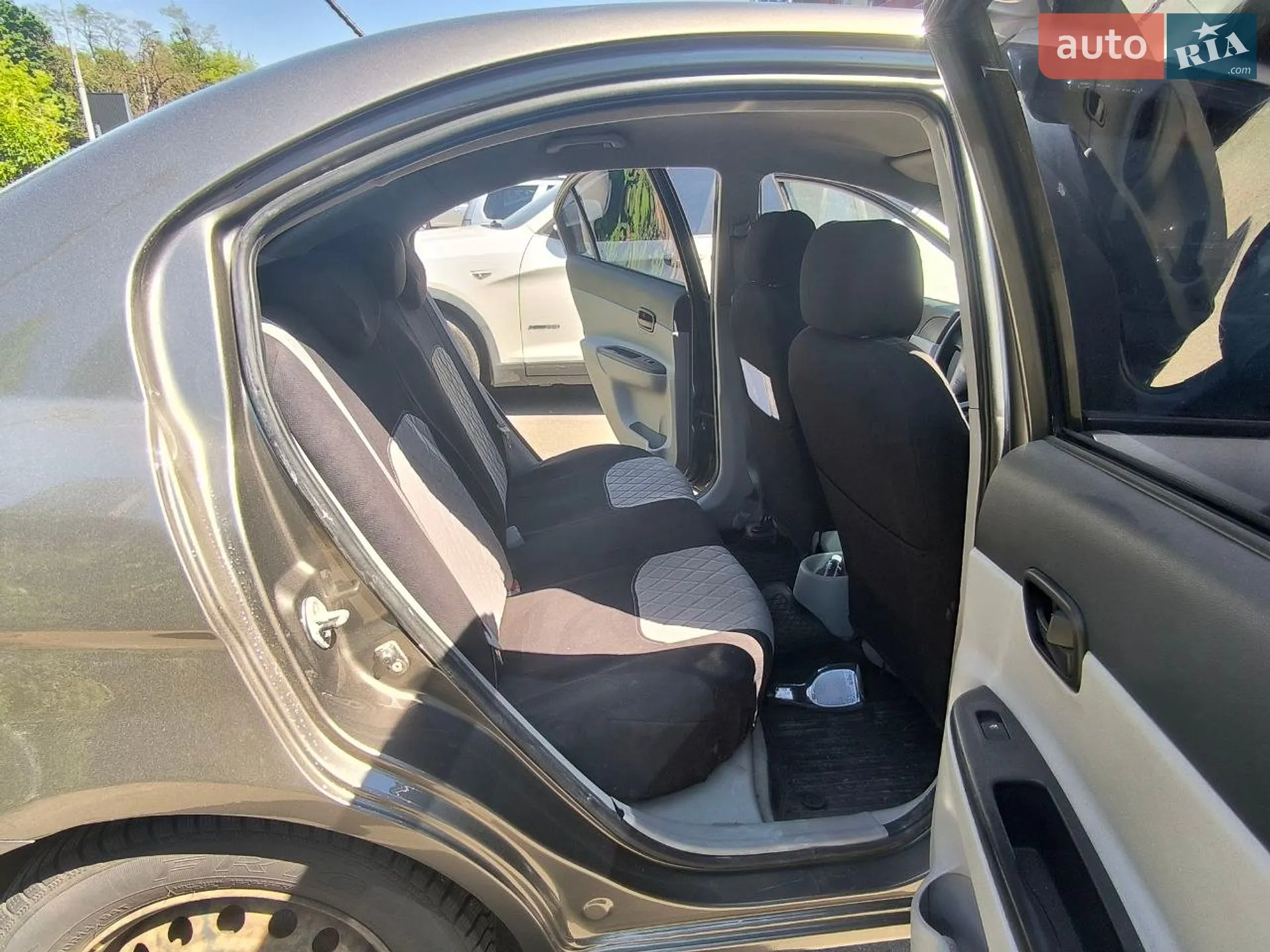 2010 Hyundai Accent - мініатюра 16