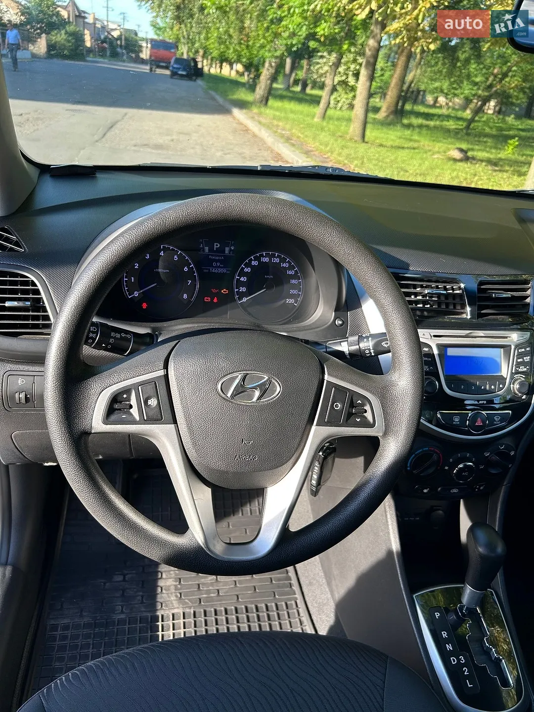 2011 Hyundai Accent - мініатюра 35