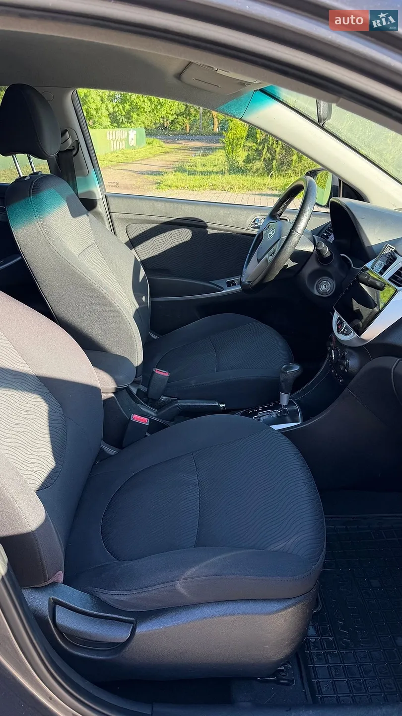 2012 Hyundai Accent - мініатюра 8