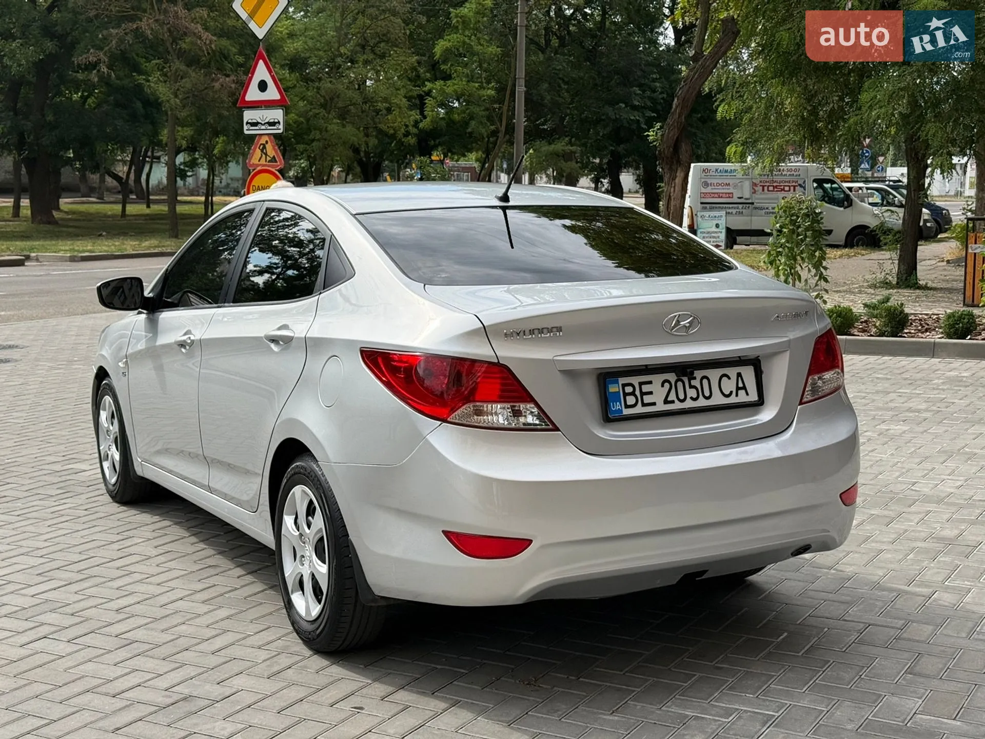 2011 Hyundai Accent - мініатюра 7