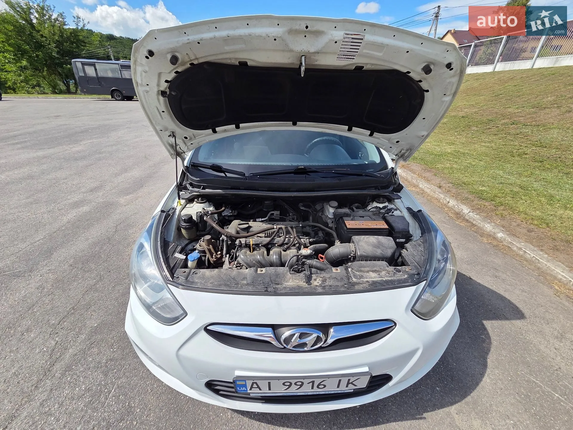 2012 Hyundai Accent - мініатюра 2
