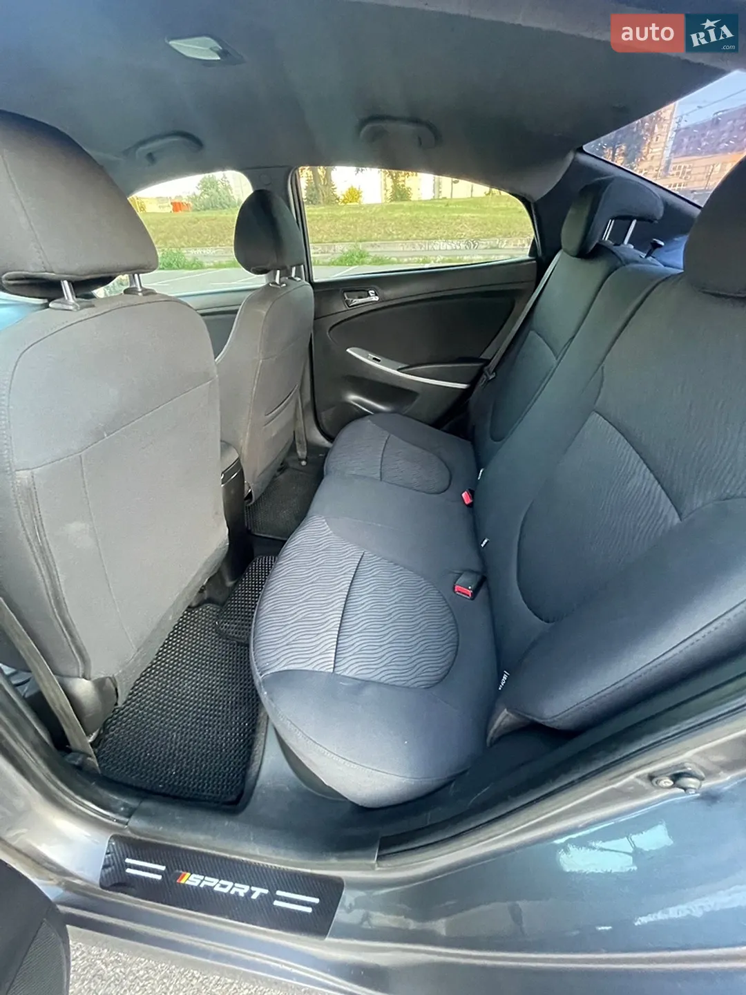 2011 Hyundai Accent - мініатюра 29