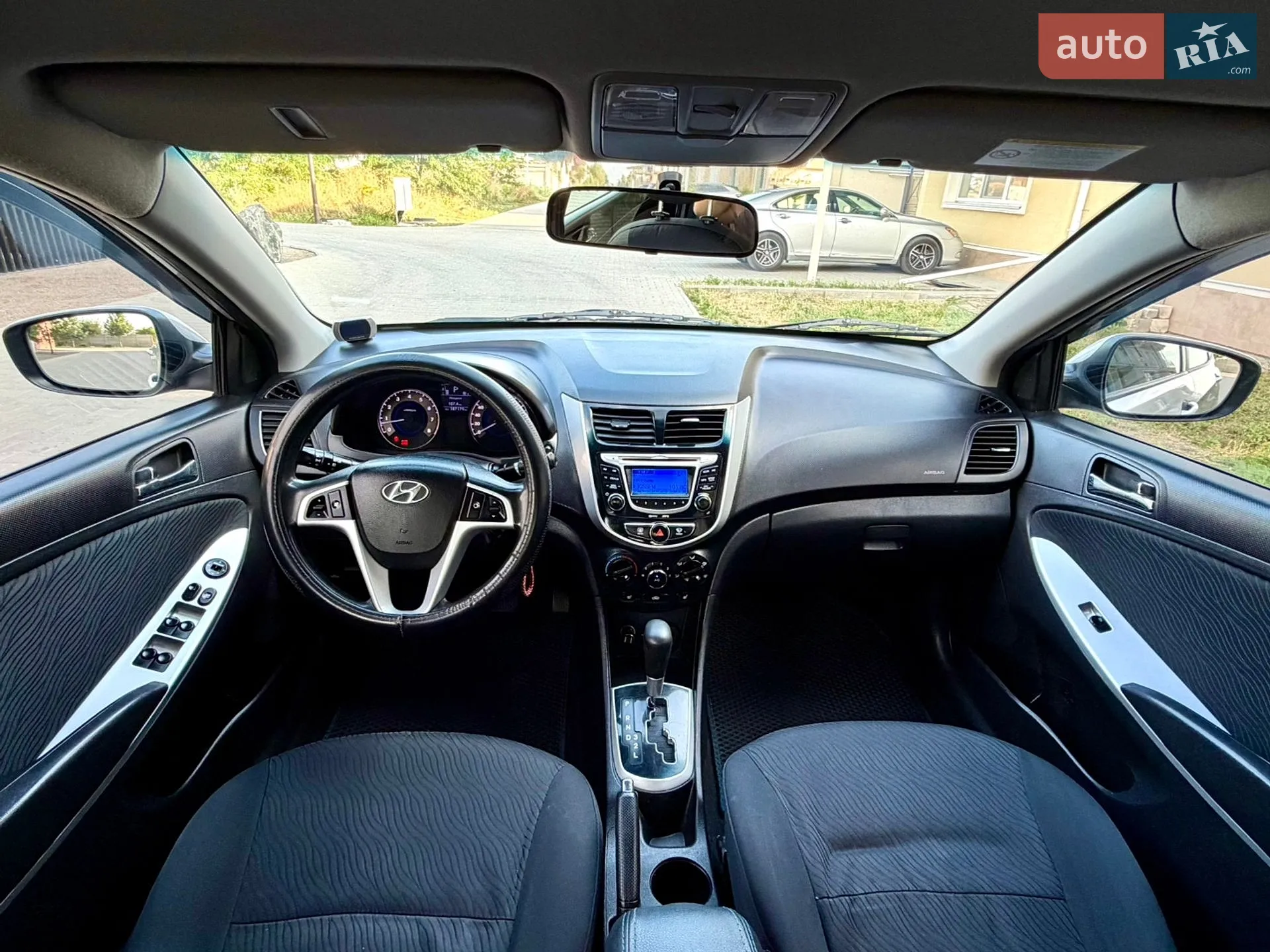 2011 Hyundai Accent - мініатюра 58