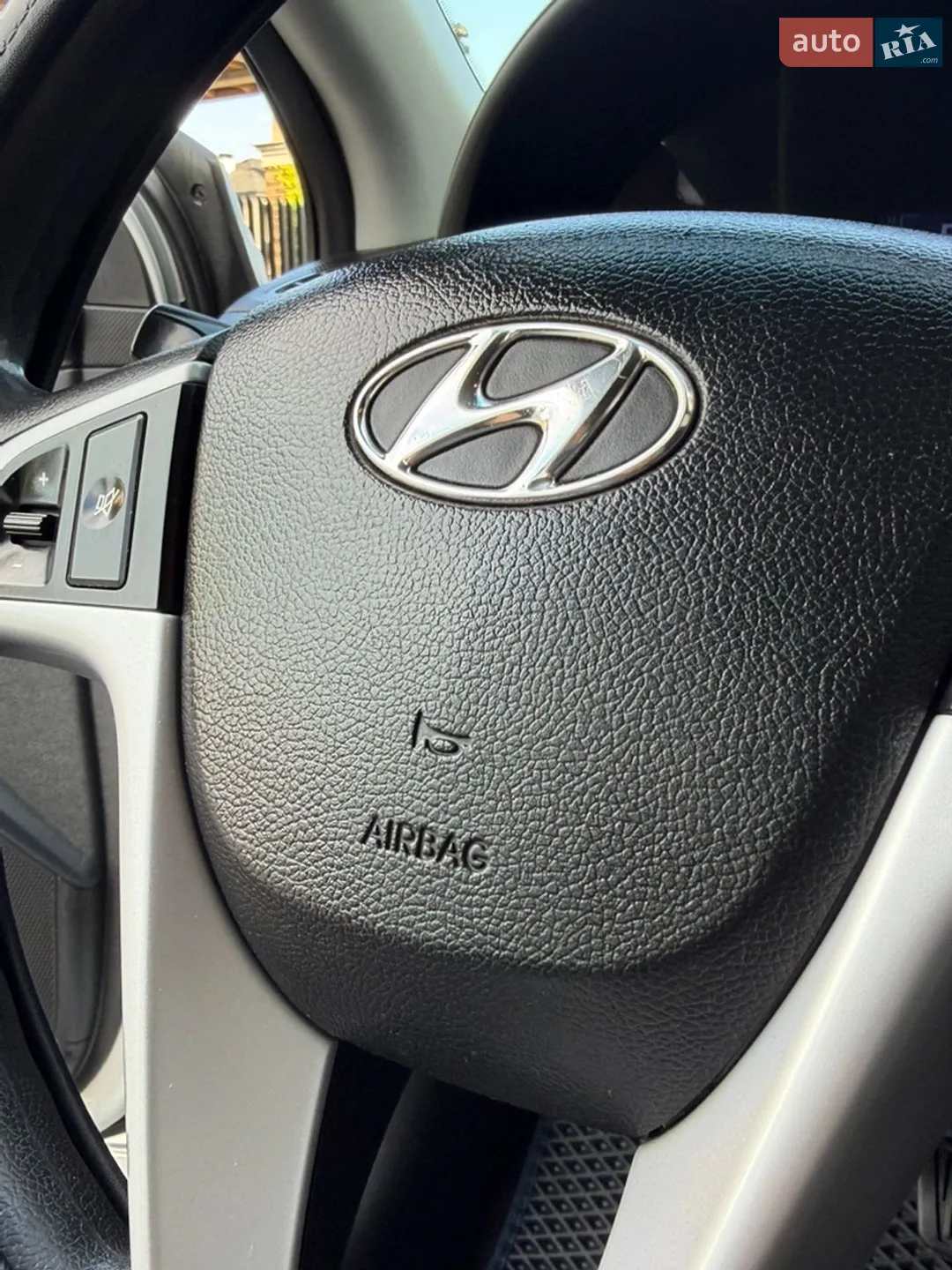 2011 Hyundai Accent - мініатюра 74