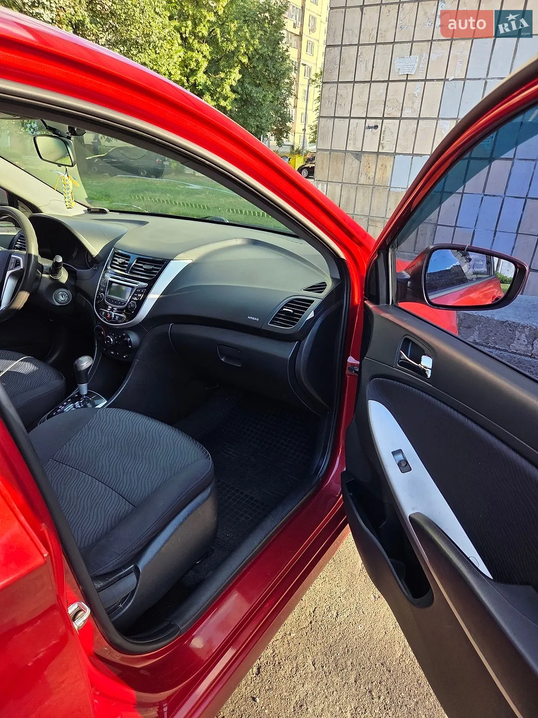 2012 Hyundai Accent - мініатюра 14