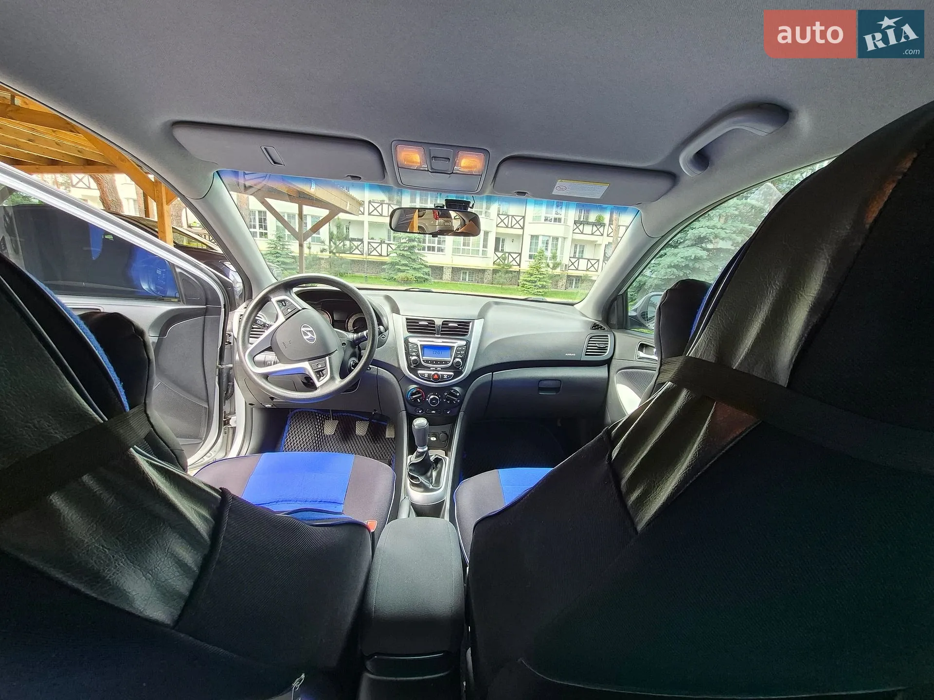 2011 Hyundai Accent - мініатюра 6